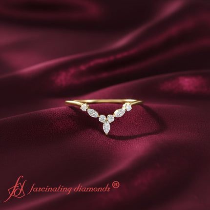 Crown Marquise And Round Band